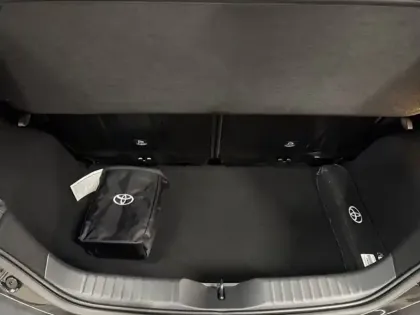 Photo 9 Toyota Aygo Hybride 116h Graphic CROSSOVER GRAPHI