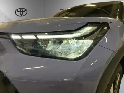 Photo 13 Toyota Aygo Hybride 116h Graphic CROSSOVER GRAPHI