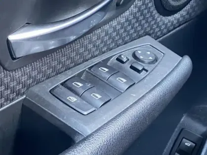 Photo 9 BMW Serie 2 216d Business Design DKG7