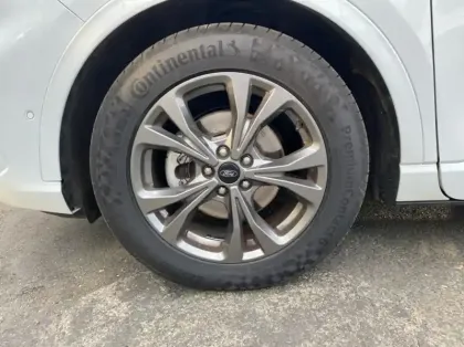 Photo 13 Ford Kuga 2.5 Duratec 180ch Hybrid FlexiFuel ST-Line X Powershift