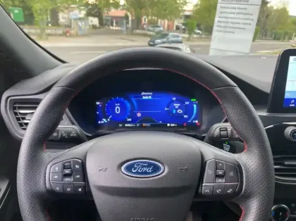 Photo 6 Ford Kuga 2.5 Duratec 180ch Hybrid FlexiFuel ST-Line X Powershift