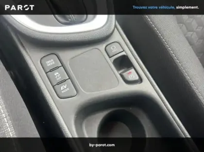 Photo 22 Toyota Yaris 116h Collection 5p MY22