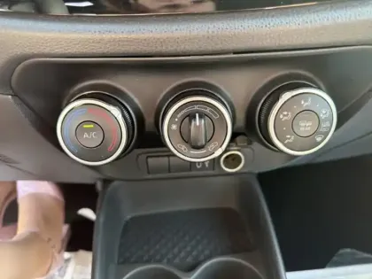 Photo 17 Toyota Aygo 1.0 VVT-i 72 Dynamic