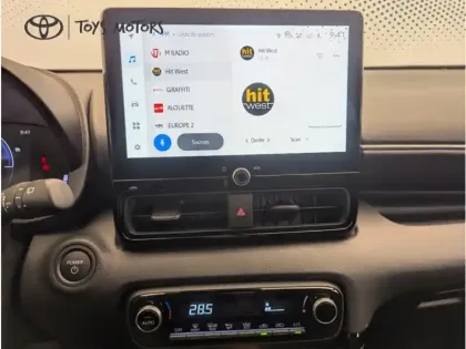 Photo 17 Toyota Yaris Hybride 116h Design Pack