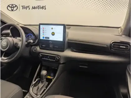 Photo 31 Toyota Yaris Hybride 116h Design Pack