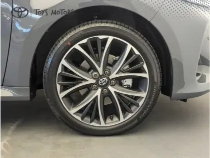 Photo 9 Toyota Yaris Hybride 116h Design Pack