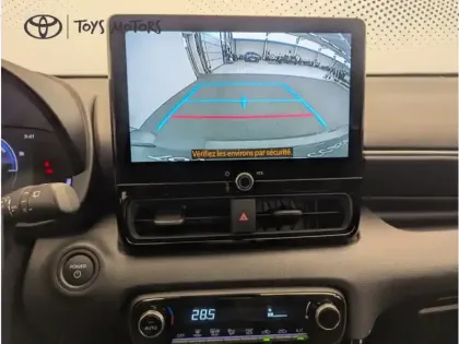 Photo 18 Toyota Yaris Hybride 116h Design Pack