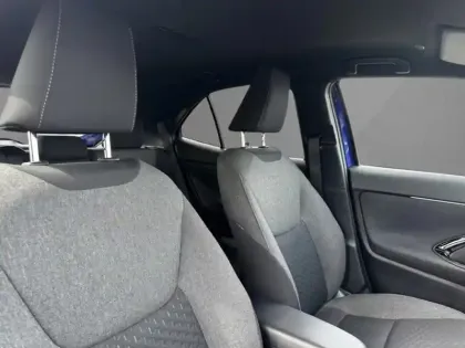 Photo 6 Toyota Yaris Hybride 1.5 HYBRID 116H DESIGN AUTO 2WD