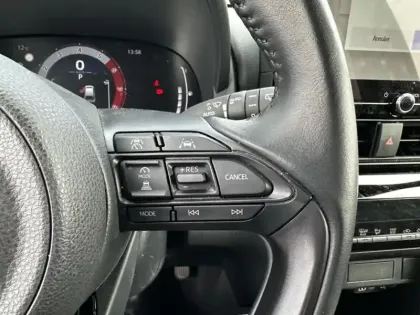 Photo 13 Toyota Yaris Hybride 1.5 HYBRID 116H DESIGN AUTO 2WD