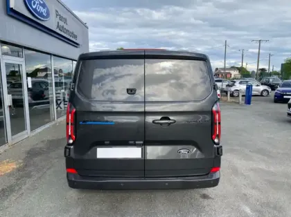 Photo 24 Ford Custom Fg 320 L1H1 Electrique 160 kW 218ch Batterie 64 kWh Limited