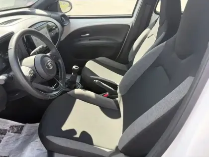 Photo 17 Toyota Aygo 1.0 VVT-i 72 Dynamic