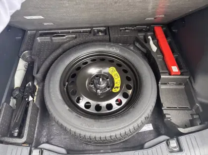 Photo 28 Ford Kuga 2.5 Duratec 180ch Hybrid FlexiFuel Titanium Business Powershift