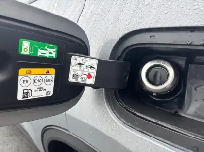 Photo 29 Ford Kuga 2.5 Duratec 180ch Hybrid FlexiFuel Titanium Business Powershift