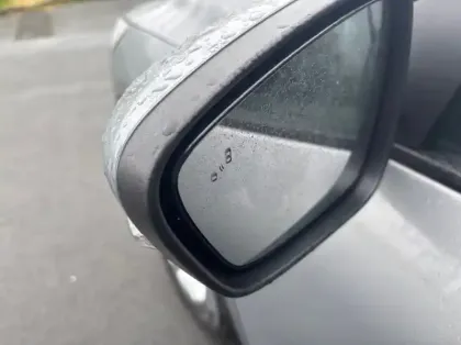 Photo 18 Ford Kuga 2.5 Duratec 180ch Hybrid FlexiFuel Titanium Business Powershift