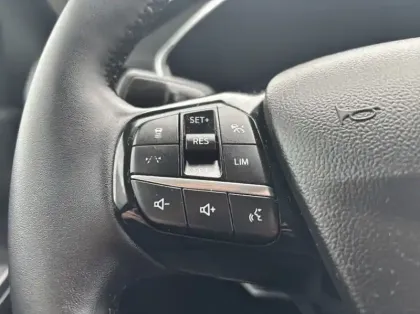 Photo 16 Ford Kuga 2.5 Duratec 180ch Hybrid FlexiFuel Titanium Business Powershift