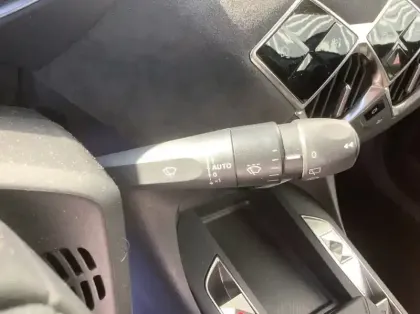 Photo 19 DS DS 3 Nouveau PureTech 100 BVM6 Performance Line