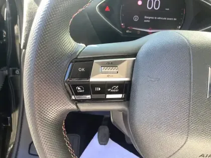 Photo 21 DS DS 3 Nouveau PureTech 100 BVM6 Performance Line