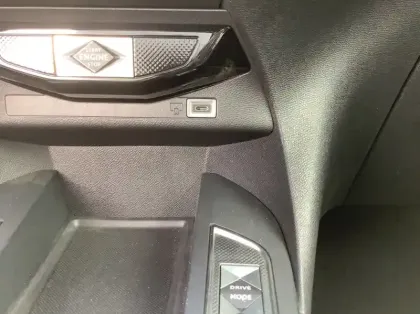 Photo 20 DS DS 3 Nouveau PureTech 100 BVM6 Performance Line