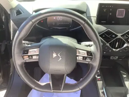 Photo 17 DS DS 3 Nouveau PureTech 100 BVM6 Performance Line