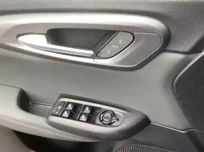 Photo 16 Alfa Romeo Tonale 1.5 Hybrid 160 ch VGT TCT7 Veloce