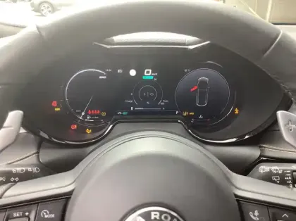 Photo 13 Alfa Romeo Tonale 1.5 Hybrid 160 ch VGT TCT7 Veloce