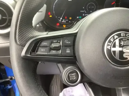 Photo 22 Alfa Romeo Tonale 1.5 Hybrid 160 ch VGT TCT7 Veloce