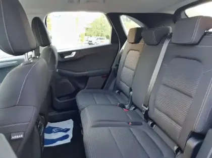 Photo 8 Ford Kuga 1.5 EcoBlue 120ch Titanium