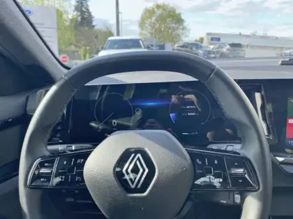 Photo 6 Renault Austral 1.2 TCe mild hybrid advanced 130ch Equilibre