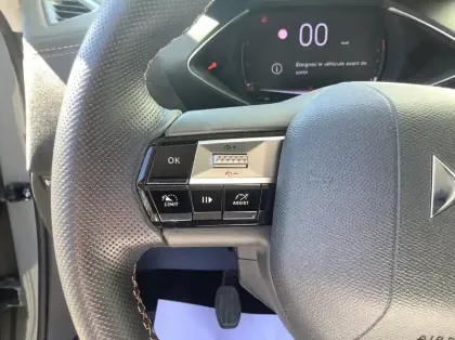 Photo 21 DS DS 3 Nouveau PureTech 100 BVM6 Performance Line