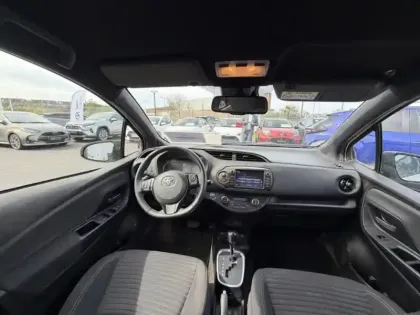 Photo 10 Toyota Yaris Hybride 1.5 VVT-I HYBRID Collection MC2 100