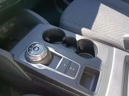 Photo 13 Ford Kuga 2.5 Duratec 180ch Hybrid FlexiFuel Titanium Business Powershift