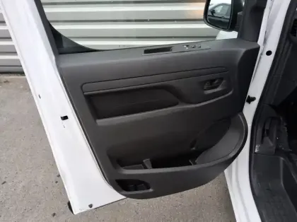 Photo 16 Peugeot Expert Fourgon Nouveau FGN M BLUEHDI 120 S&S BVM6