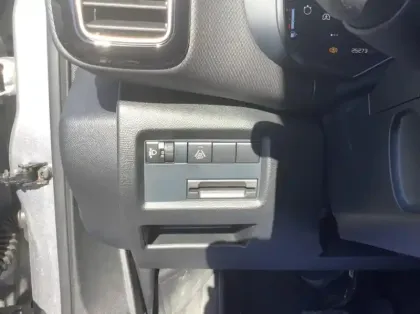 Photo 26 Citroën C5 aircross Hybride 136 e-DCS6 Plus