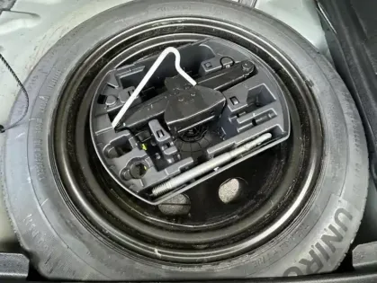 Photo 23 DS DS 7 PureTech 180 Automatique Executive