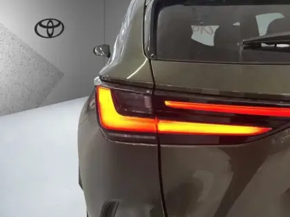 Photo 15 Lexus Nx 450H+ 4WD Executive