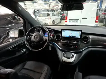 Photo 5 Mercedes Classe V 300 AVANTGARDE Extra long 8 pl