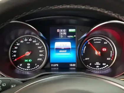 Photo 13 Mercedes Classe V 300 AVANTGARDE Extra long 8 pl