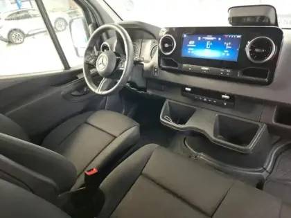 Photo 6 Mercedes Sprinter e 420 Fourgon PRO 113KWH 204CH