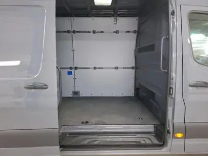 Photo 8 Mercedes Sprinter e 420 Fourgon PRO 113KWH 204CH