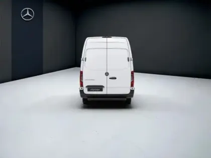 Photo 29 Mercedes Sprinter e 414 Fourgon 43 113KWH 136CH 