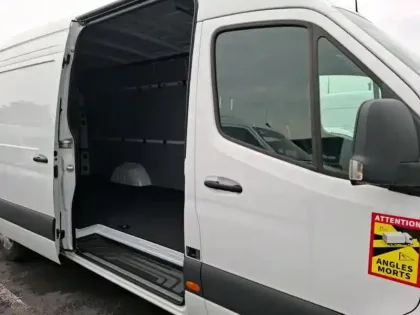 Photo 6 Mercedes Sprinter e 414 Fourgon 43S 113KWH 136CH
