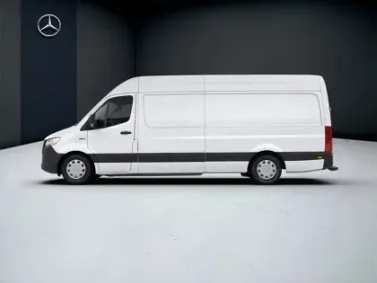 Photo 25 Mercedes Sprinter e 414 Fourgon 43 113KWH 136CH 