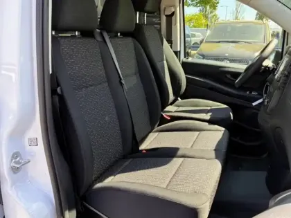 Photo 37 Mercedes Vito e 112 Fg Long L2 60KWH 116CH