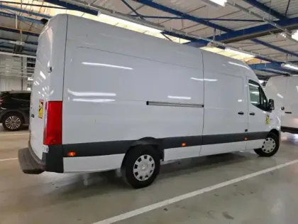 Photo 7 Mercedes Sprinter e 414 Fourgon 43 L3H2 14M3 113