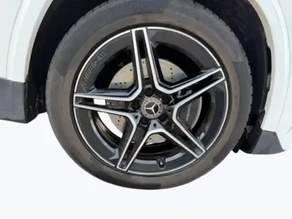 Photo 8 Mercedes GLA 200 d AMG Line