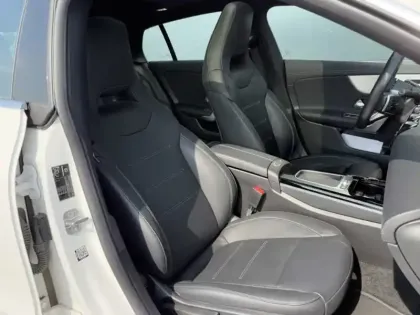 Photo 5 Mercedes CLA  200 Shooting Brake