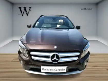 Photo 7 Mercedes GLA 200 Inspiration