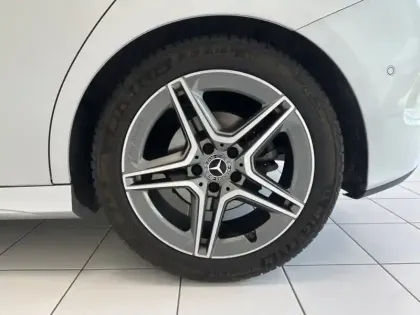 Photo 12 Mercedes Classe B B 200