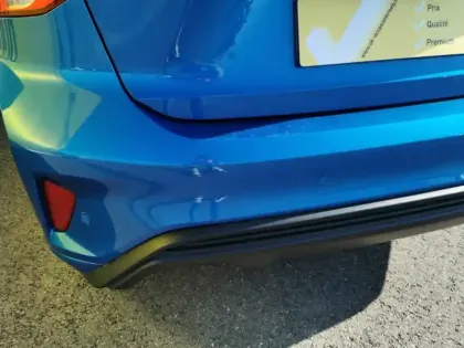 Photo 10 Ford Focus ST-Line 2.0 EcoBlue 150 ch 