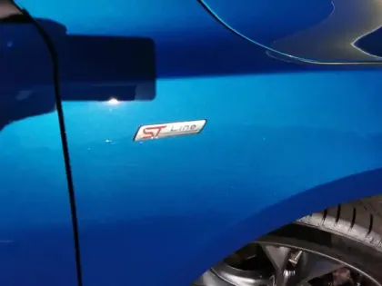 Photo 11 Ford Focus ST-Line 2.0 EcoBlue 150 ch 